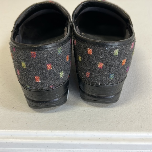 Dansko Vegan Multicolor Clogs - Picture 5 of 14